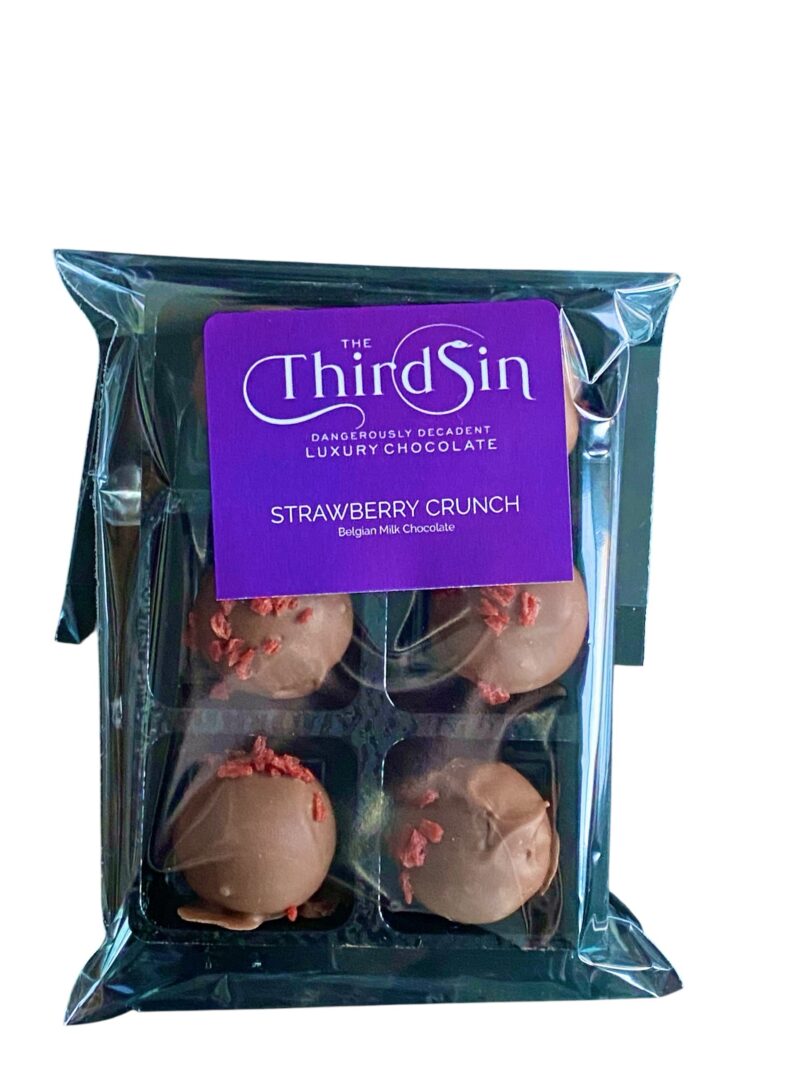 STRAWBERRY CRUNCH TRUFFLES
Pack of 6