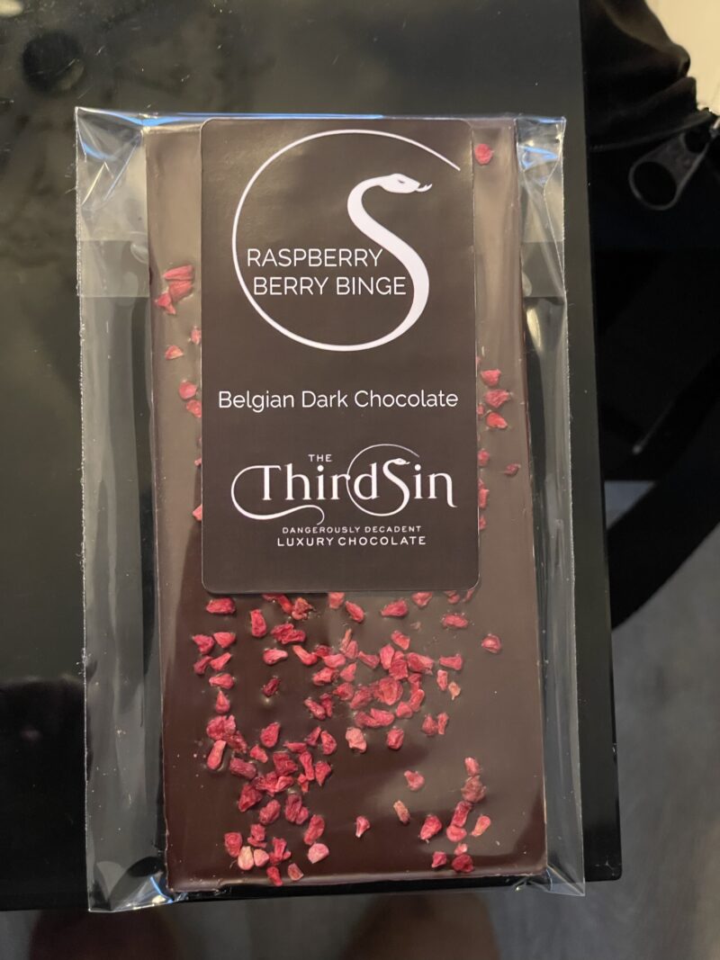 RASPBERRY BERRY BINGE 
DARK BELGIAN CHOCOLATE