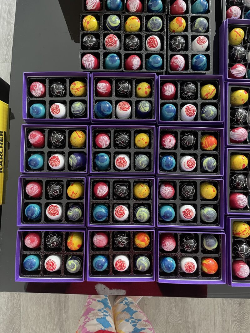 MIX OF 6 Bon Bon’s - Image 4